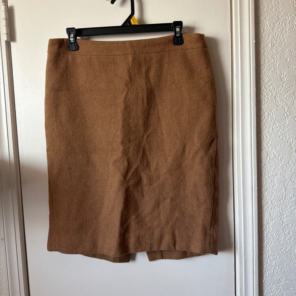J.Crew Camel Brown Wool Blend Pencil Skirt Size 10 Textured Back Vent Zip